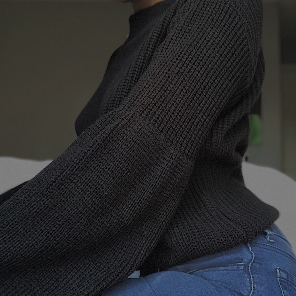 Black Wide Sleeve Sweater